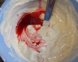 Foto del paso 4 de la receta Cestita de crêpes rellenas de frutos rojos y crema de mascarpone y yogurt griego