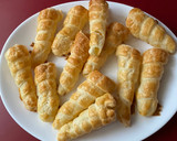 Foto del paso 4 de la receta: Caracolas de hojaldre, rellenas de ensaladilla rusa