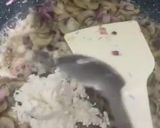 صورة لخطوة 3 من وصفة كرات كفته الدجاج بالكريمه