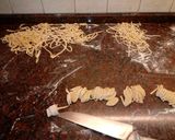 Foto del paso 4 de la receta: Fideos caseros al huevo