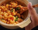 Foto langkah ke 3 dari resep Pasta with Prawns, Tomatoes & Cannellini Beans.