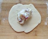 Une image de l'étape 4 de Buns farcie (tomate ou béchamel).