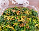 Foto langkah ke 9 dari resep Bupet (Bunga PEpaya Teri) daun singkong.