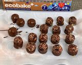 A picture of step 10 of Cashew-Berries Dark Chocolate Bites.