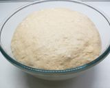 Foto del passaggio 2 della ricetta Brioches con yogurt e olio di cocco ripiene di confettura