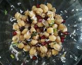 A picture of step 4 of Chickpea Sundal.