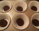 A picture of step 2 of Mini Oreo Cheesecake.
