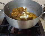 A picture of step 1 of Chicken salan biryani.