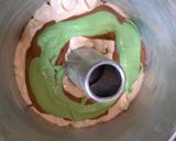 Foto langkah ke 7 dari resep Marmer Cake.