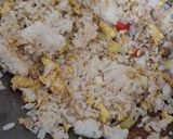 Foto langkah ke 4 dari resep Nasi goreng ala solaria.