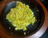 A picture of step 1 of Sweet Corn - Palak Subzi.