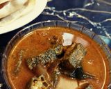 A picture of step 8 of Vendaika Puli Kulambu (Okra Curry).