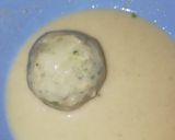A picture of step 3 of Cheesy chicken balls.