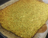 Foto del paso 3 de la receta: Pizza “ibérica” con base de brócoli