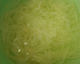 Hình bước làm 2 của món Pad Thái (phở xào Thái)