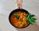 A picture of step 2 of Potato & Pointed Gourd Curry.