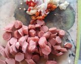 Foto langkah ke 1 dari resep Tumis kacang panjang sosis.