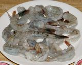 A picture of step 1 of Fried Shrimp Wrapped in Rice Noodles.