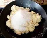 केळ्याचा शिरा (kelyacha sheera recipe in marathi) रेसिपी स्टेप 4 फोटो 