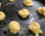 Foto del paso 2 de la receta: Bocaditos soufflé de mandioca, al horno y sin harina