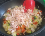 Foto del paso 2 de la receta: Tortilla con sabor a vacaciones 🏝