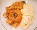 Tejfölös csirkemell gombával és nokedlivel :) recept fázis 6 fotója