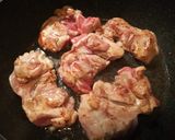 Savanyított káposztán sült csirkecombfilé recept fázis 1 fotója