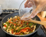 Foto del paso 5 de la receta: 🇲🇽 Fajitas de pollo