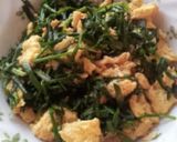 A picture of step 6 of Fried Eggs and Green Chives.