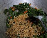 Foto langkah ke 7 dari resep Oseng Daun Pepaya dan Teri.