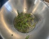 A picture of step 3 of White dhokla with ground rice.