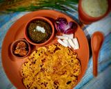 A picture of step 13 of Sarson da saag aur makki di roti.