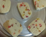 டூட்டி ப்ரூட்டி  கஸ்டர்ட் பிஸ்கட் (Tooti frooti custard biscuit recipe in tamil) ரெசிபி ஸ்டேப் 5 புகைப்படம்
