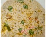 A picture of step 2 of Poha parantha.