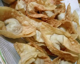 Foto langkah ke 5 dari resep Pangsit Goreng kapal.