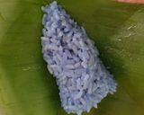 Foto langkah ke 5 dari resep Lupis Bunga Telang Pulen.