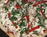 A picture of step 7 of Grilled chicken pizza.