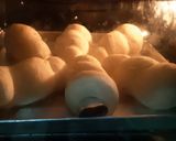 Foto langkah ke 5 dari resep Roti Keong.
