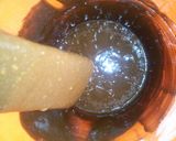 A picture of step 5 of Valentine chocolate cake.