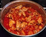 Csirke szárny- combfilé pörkölt cukkínivel, padlizsánnal recept fázis 4 fotója