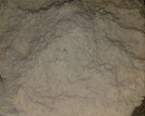 A picture of step 1 of Chicken pizza.