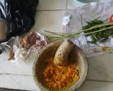 Foto langkah ke 1 dari resep Ayam bumbu kuning.