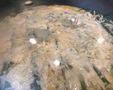 A picture of step 7 of Parmesan and Mozzarella Creamed Asparagus.
