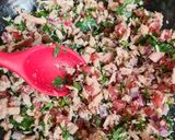 A picture of step 4 of Tuna Tostadas.