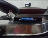 A picture of step 4 of Oreo Chocolate Pastry Cake.