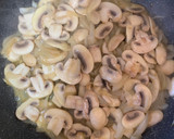Foto del paso 4 de la receta: Solomillo strogonoff fácil