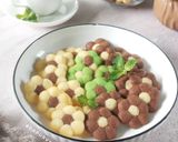 Foto langkah ke 8 dari resep LIDAH KUCING tanpa cetakan.