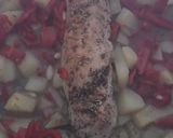 Foto del paso 5 de la receta Solomillo de pavo y jamón con patatas, pasas y piñones (horno)