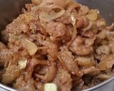 Foto langkah ke 3 dari resep Tumis daging saus kecap sat set bumbu simple.