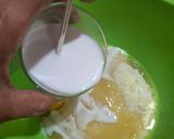 Foto langkah ke 3 dari resep Bolu Kukus Mekar (Semangka).